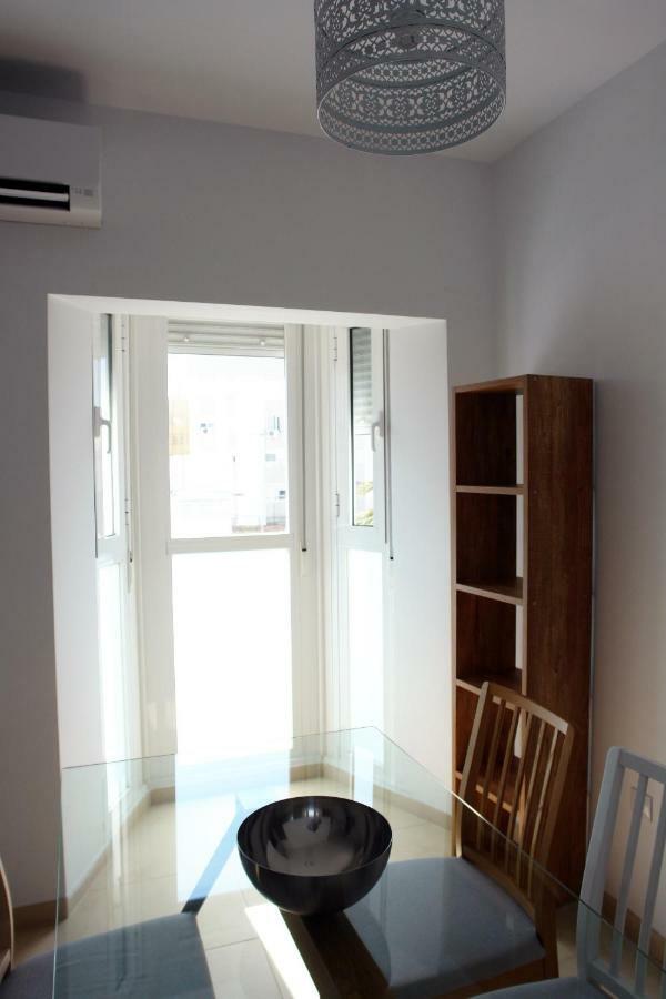 Apartamentos Costa De La Luz Playa Rota Kültér fotó